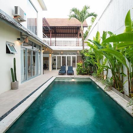 Villa Maya Seminyak Exterior photo